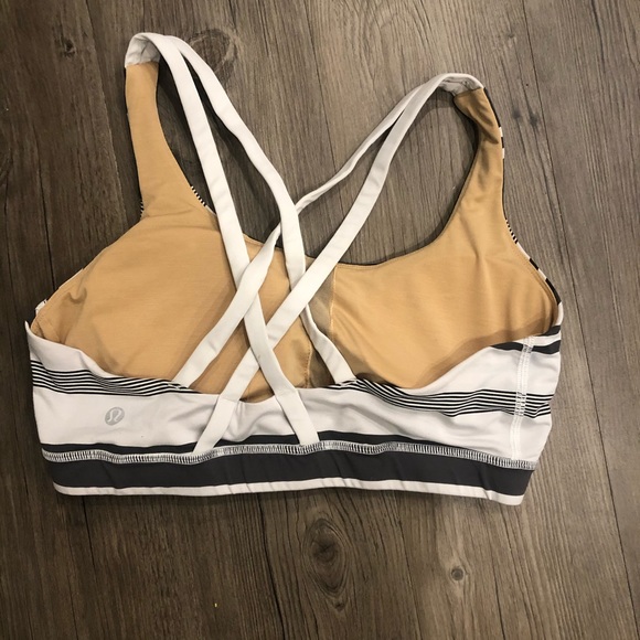 Lululemon Energy bra size 10 - Picture 2 of 2
